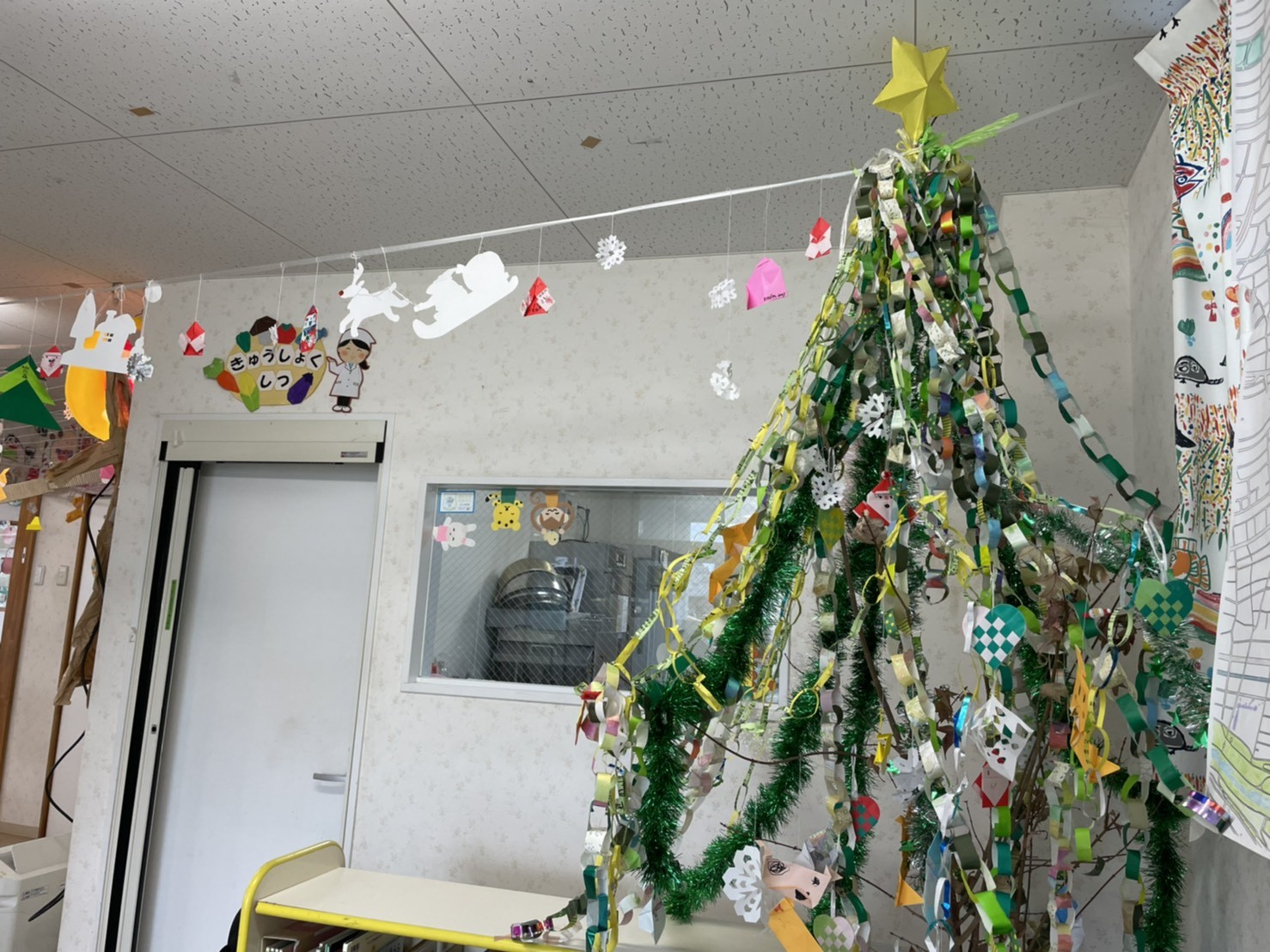 クリスマス 先生とみんなのblog 桃の花保育園 名古屋市守山区川村町 のホームページ 滝の坊学園 三好桃山幼稚園 愛知県みよし市